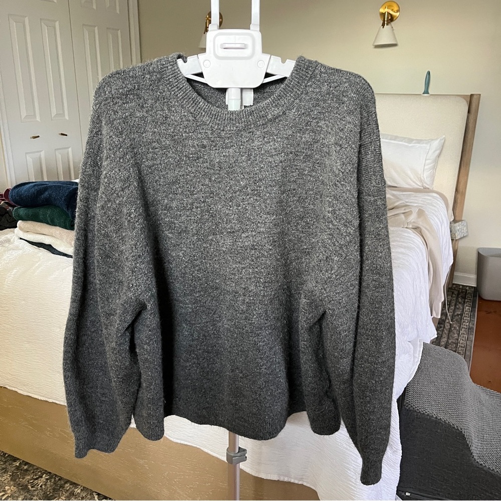 H&M Charcoal Knit Pullover